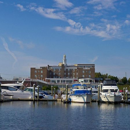 Molly Pitcher Inn Red Bank Extérieur photo